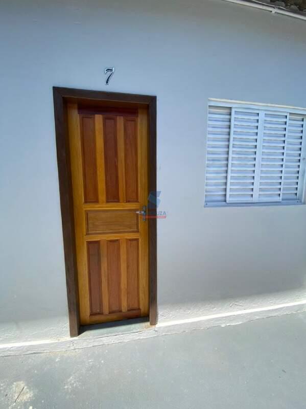 Kitnet para aluguel no ALTO DOS PINHEIROS: 