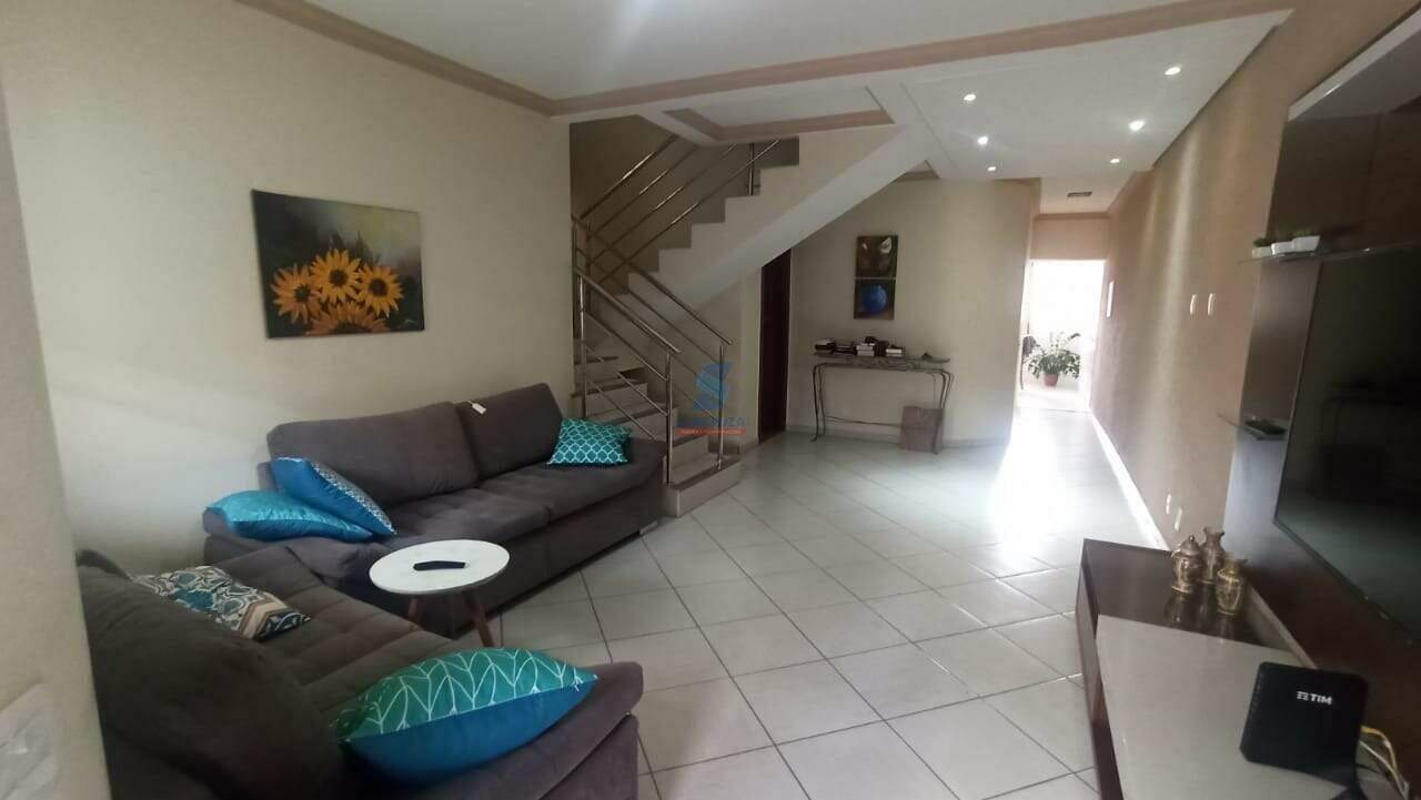 Casa à venda no Jardim Riacho das Pedras: 