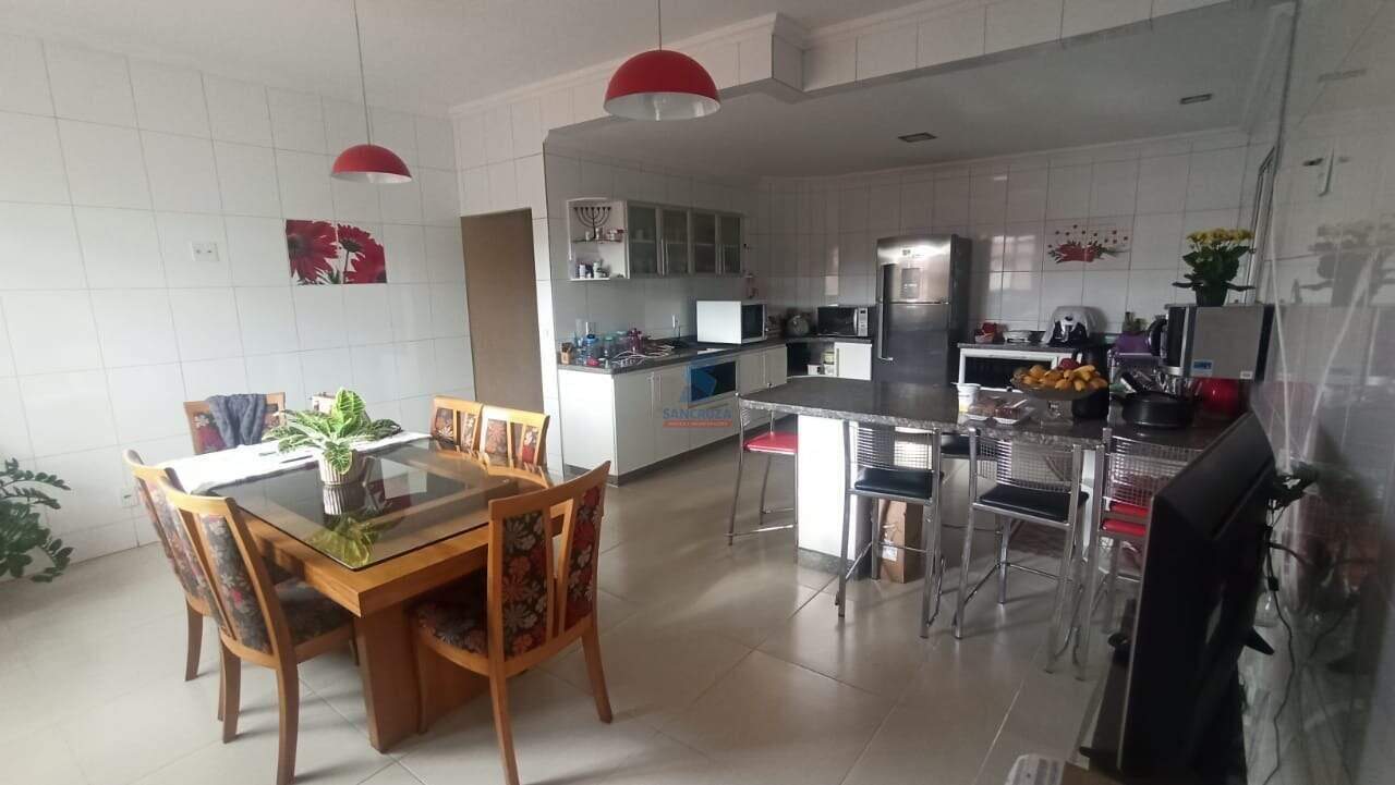 Casa à venda no Jardim Riacho das Pedras: 