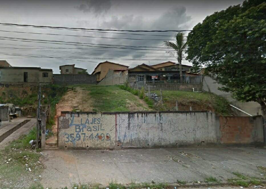 Lote / Área / Terreno à venda no Tropical: 