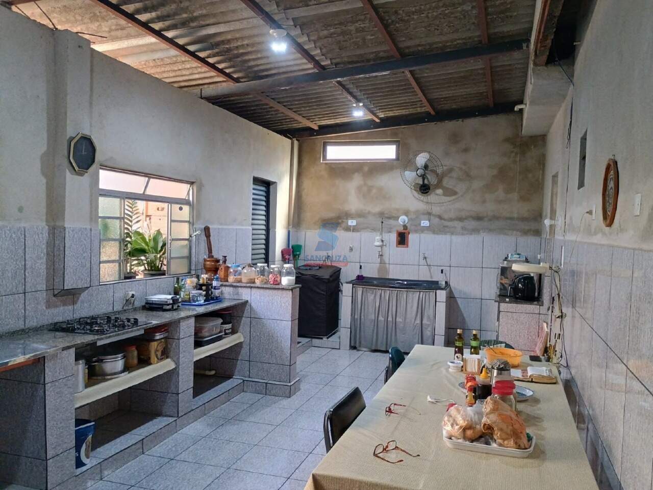 Casa à venda no Bernardo Monteiro: 