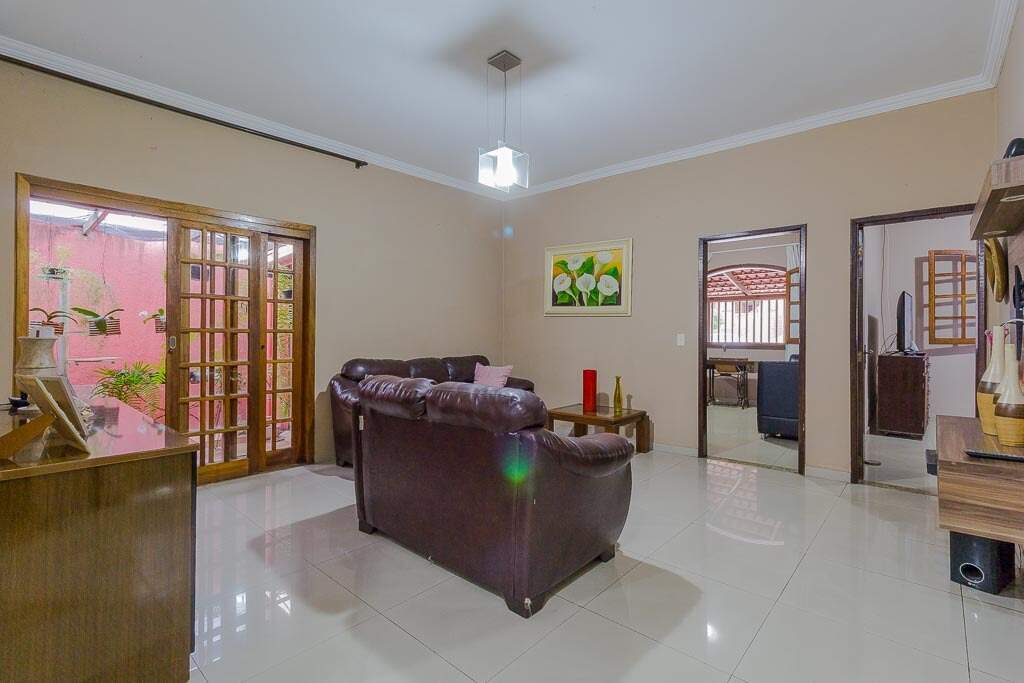 Casa à venda no Riacho das Pedras: 