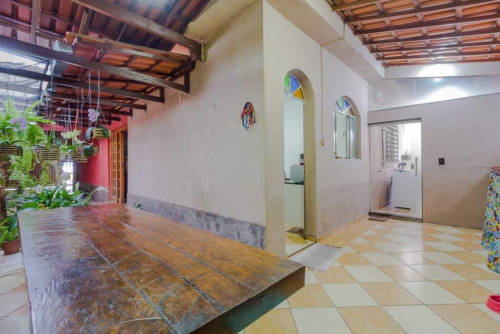 Casa à venda no Riacho das Pedras: 