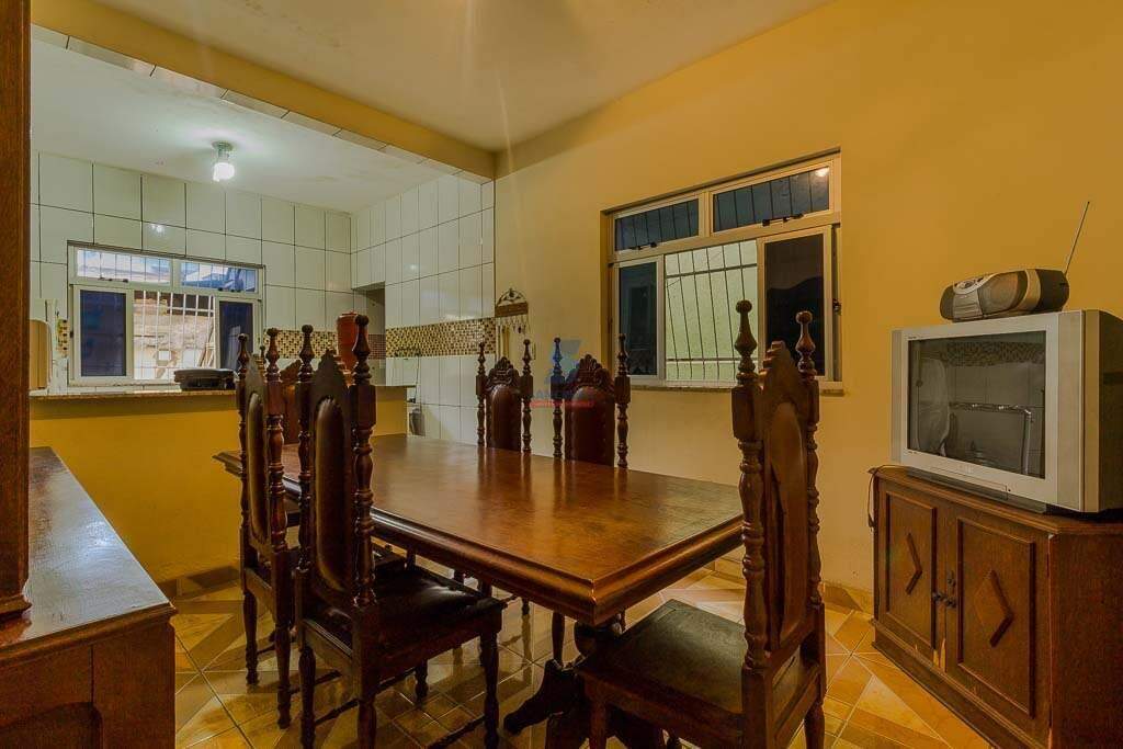 Casa à venda no Santa Cruz Industrial: 