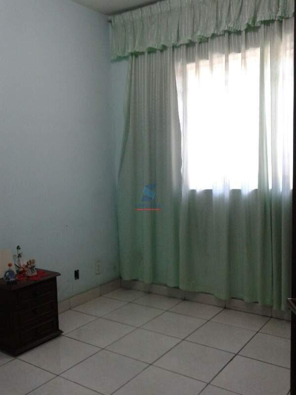 Casa à venda no São Gonçalo: 