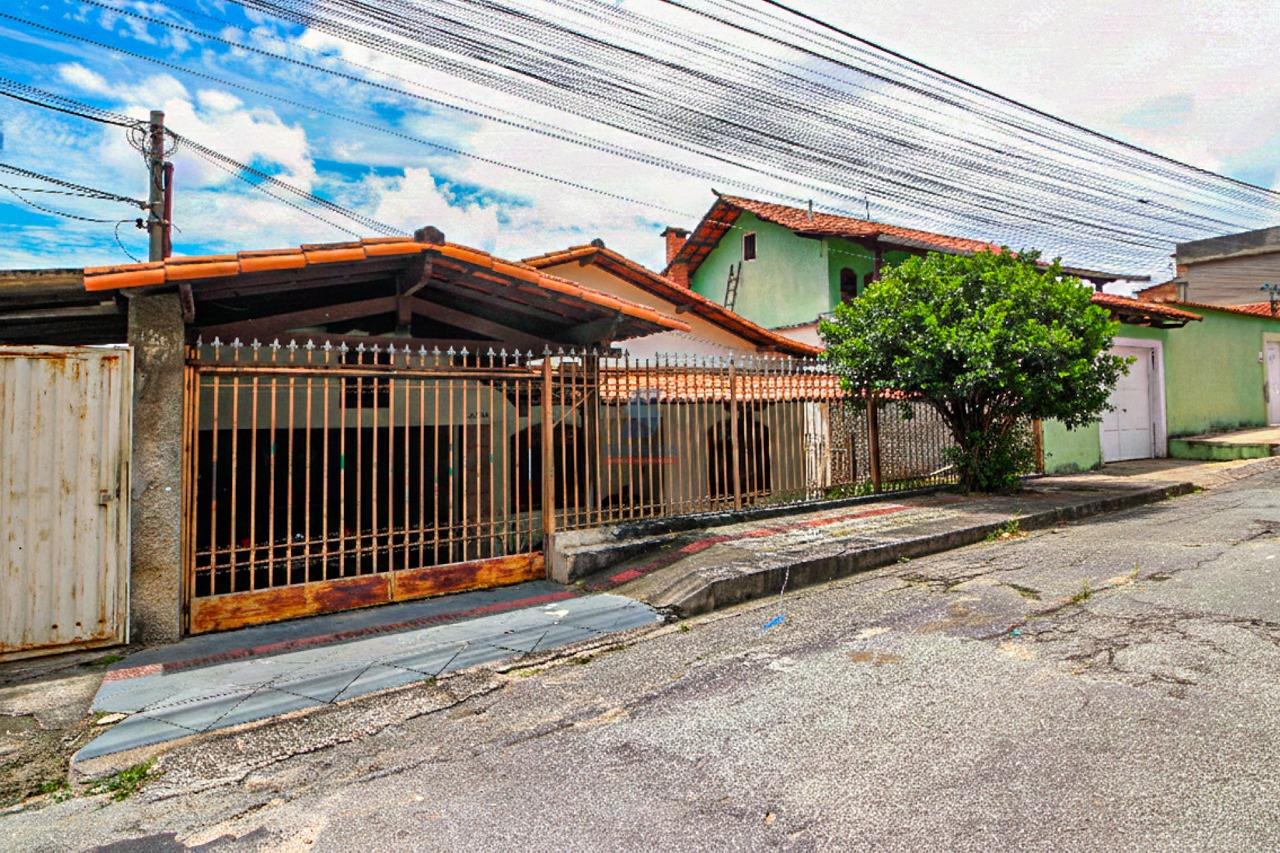 Casa à venda no Parque Maracanã: 