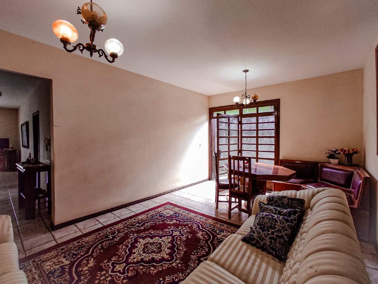 Casa à venda no Eldorado: 