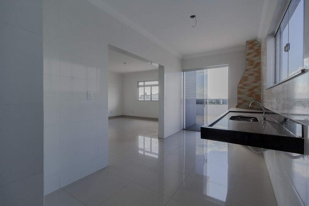 Cobertura à venda no Jardim Industrial: 