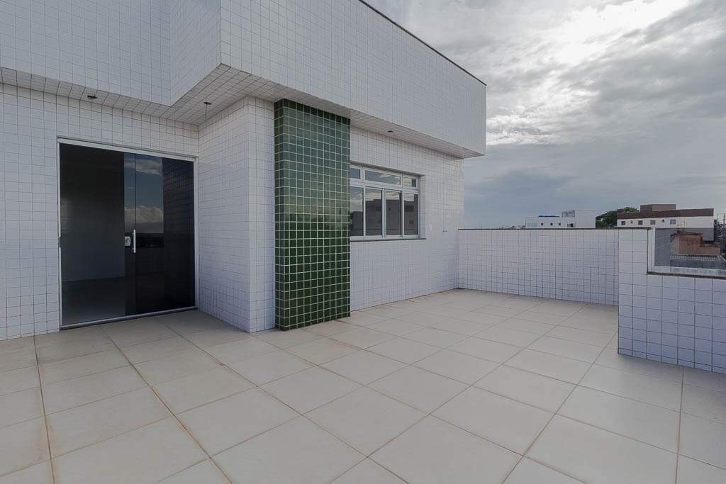 Cobertura à venda no Jardim Industrial: 