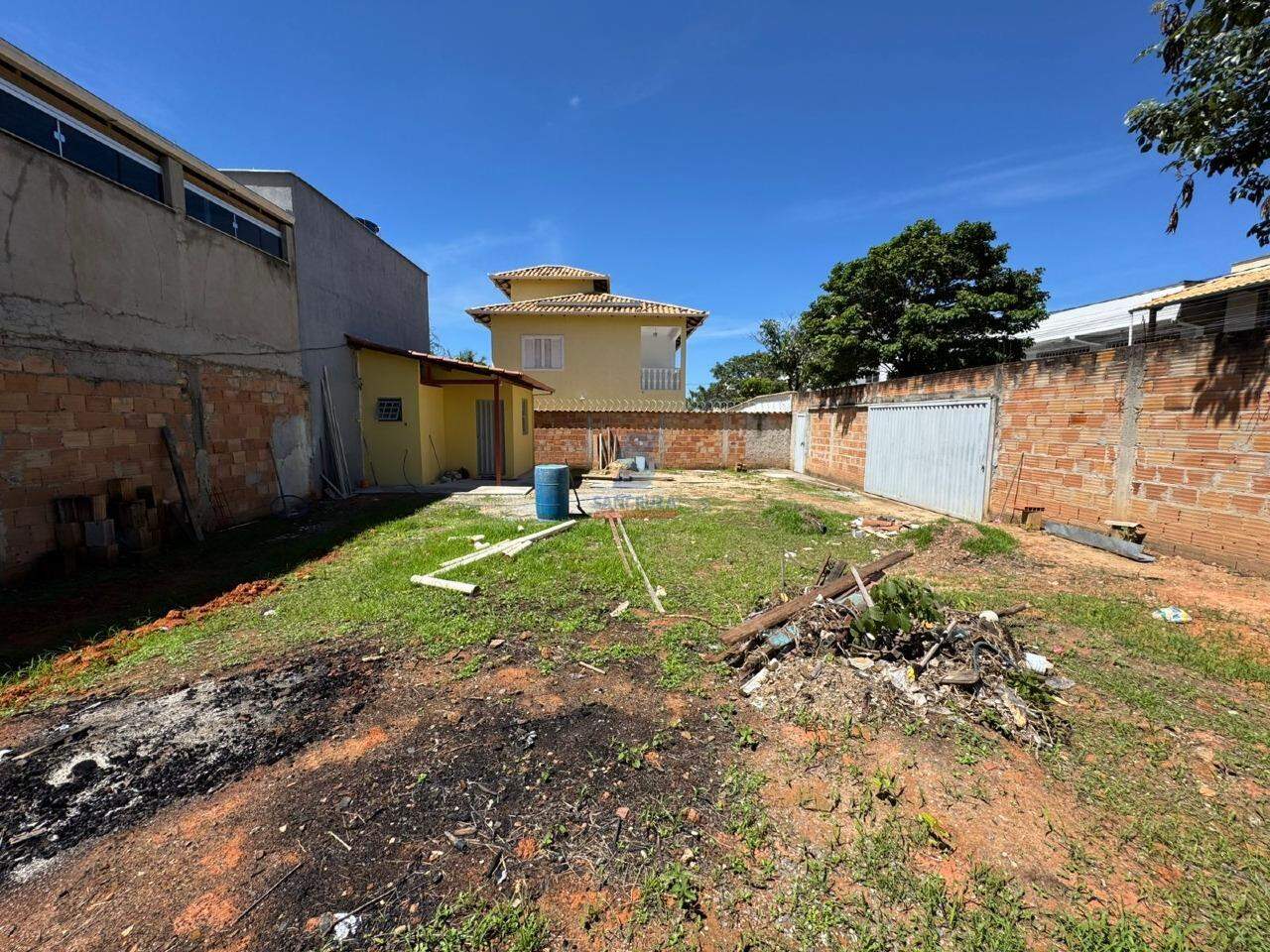 Lote / Área / Terreno para aluguel no Sapucaia II: 
