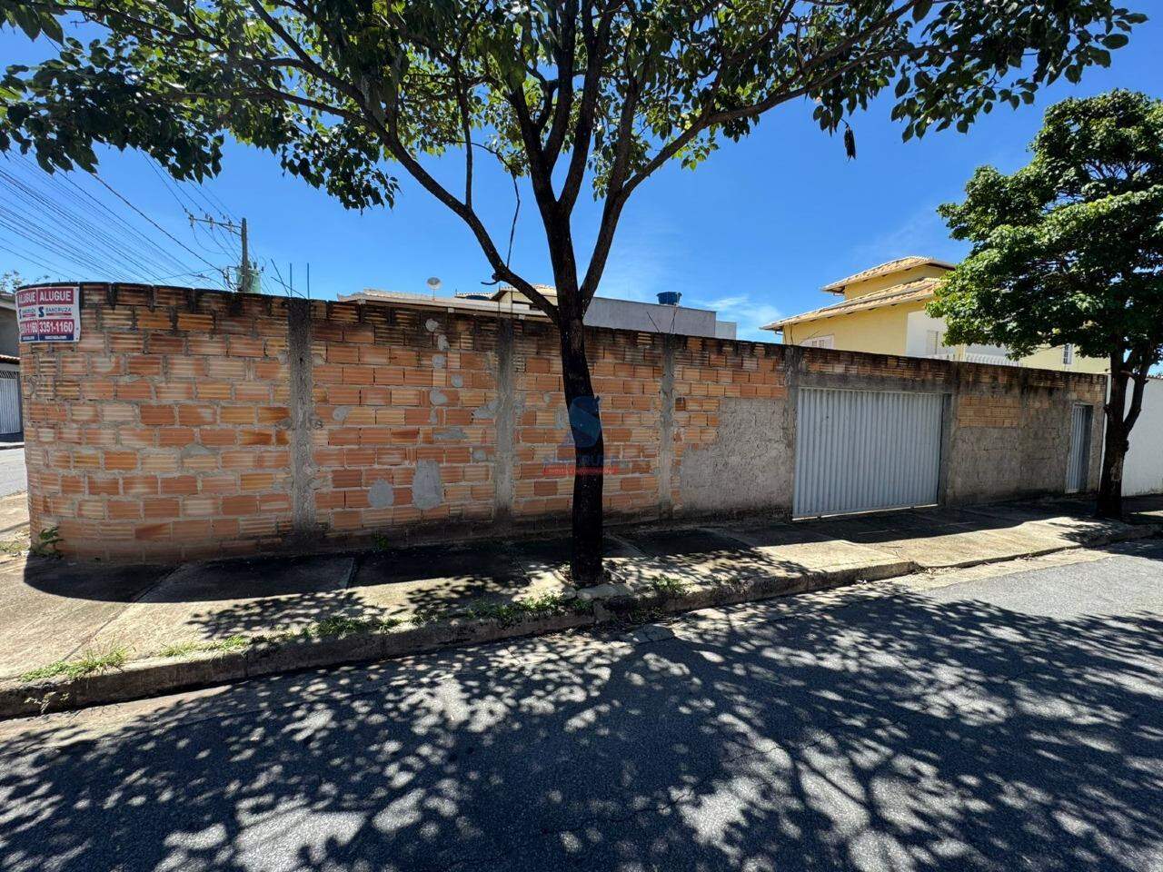 Lote / Área / Terreno para aluguel no Sapucaia II: 