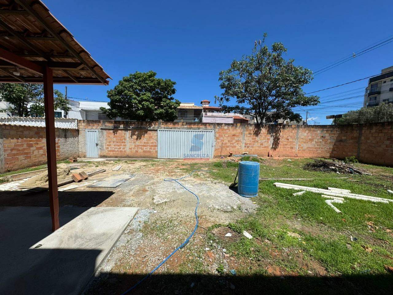 Lote / Área / Terreno para aluguel no Sapucaia II: 