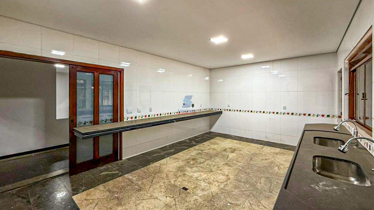 Casa à venda no Tropical: 