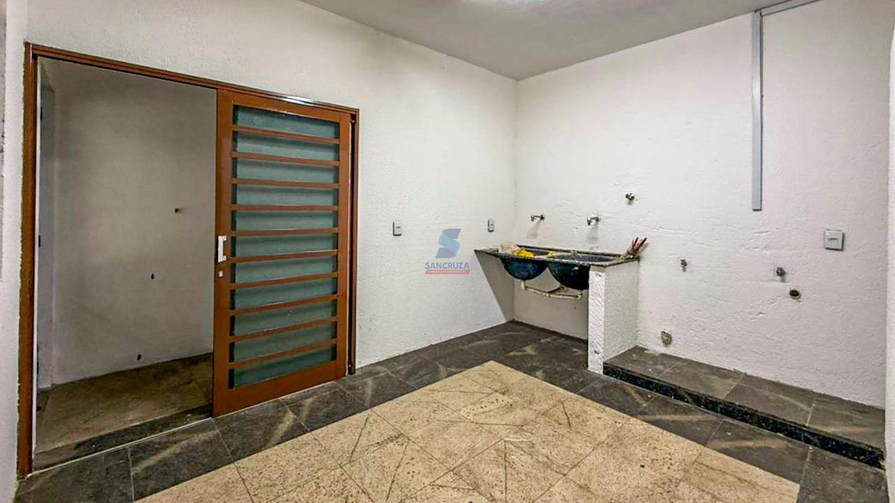 Casa à venda no Tropical: 