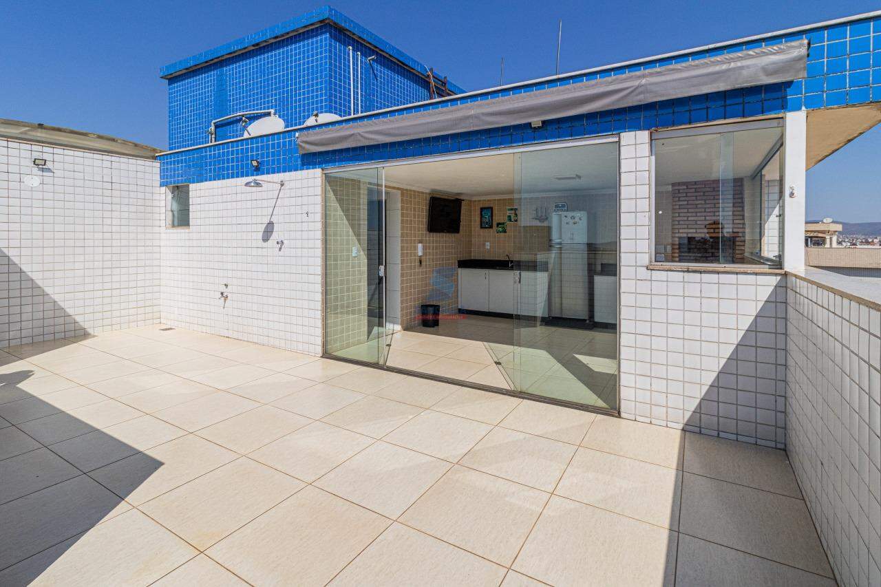 Cobertura à venda no Eldorado: 