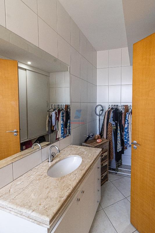 Cobertura à venda no Eldorado: 