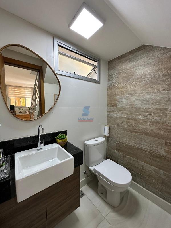 Casa de condomínio à venda no Centro: 