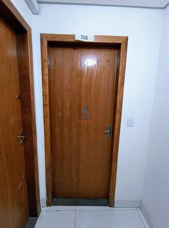 Sala para aluguel no Europa: 