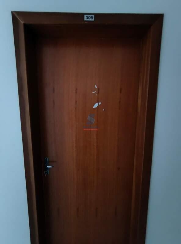 Sala para aluguel no Europa: 