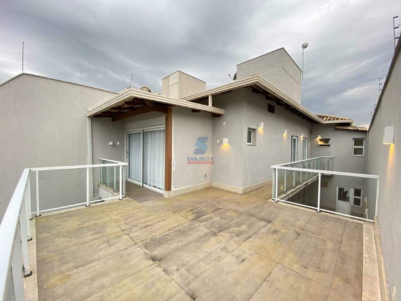 Casa à venda no Camilo Alves: 