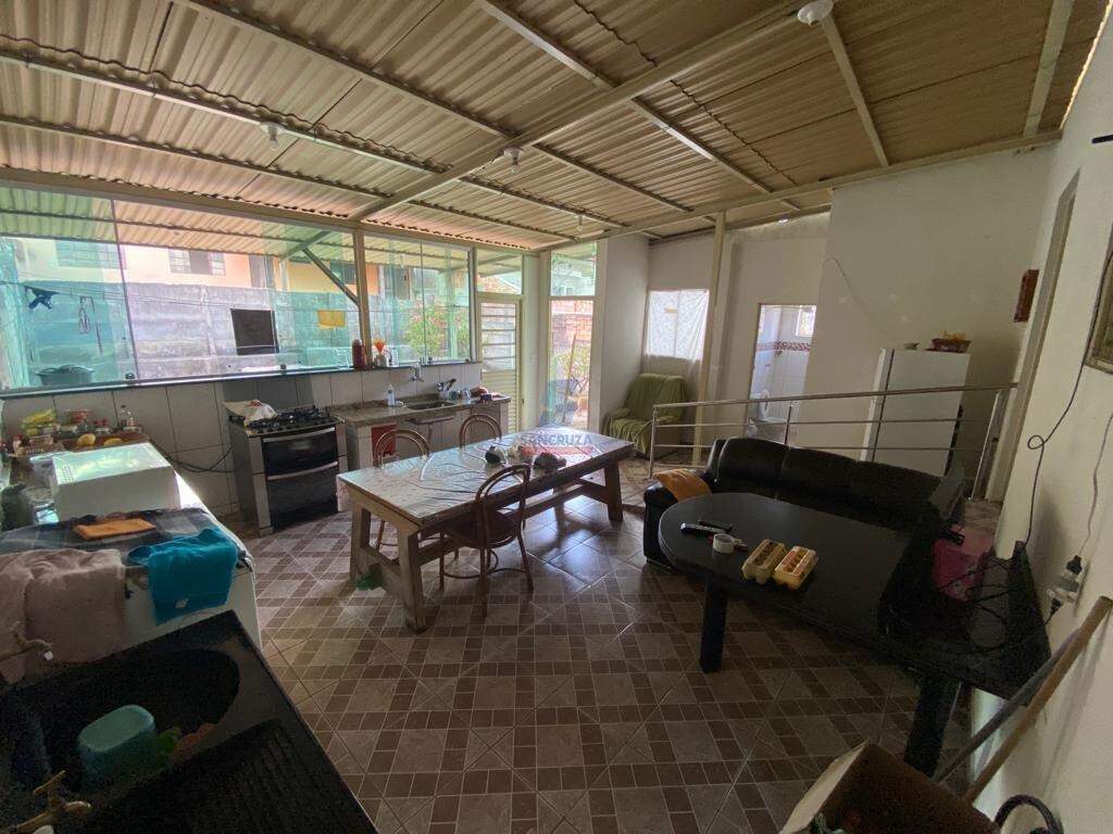 Casa à venda no Alvorada: 