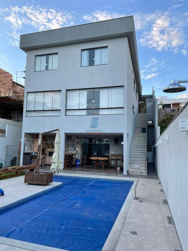 Casa à venda no Estância Silveira: 