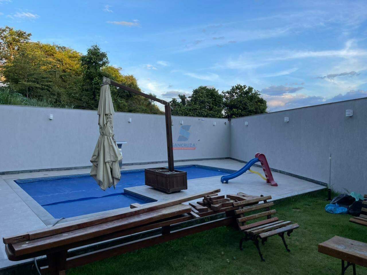 Casa à venda no Estância Silveira: 