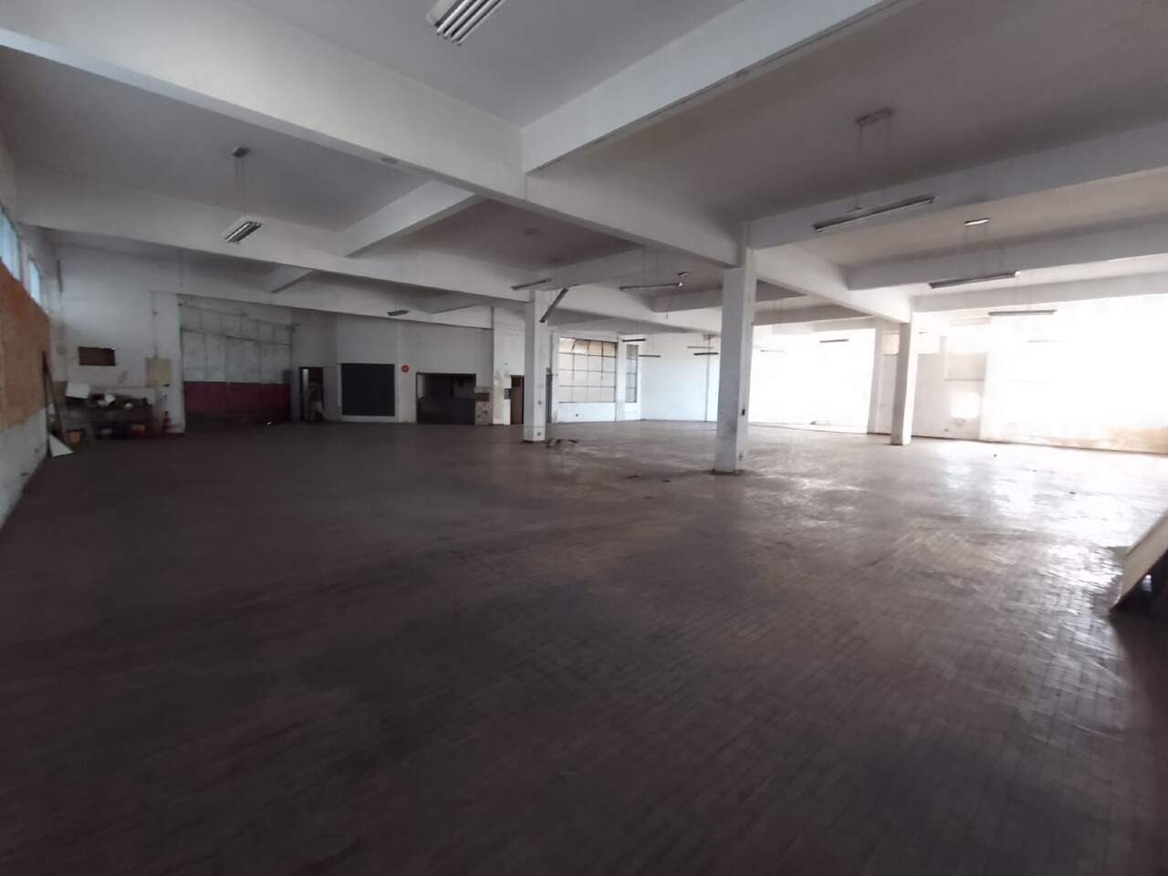 Andar corrido para aluguel no São João Batista: 