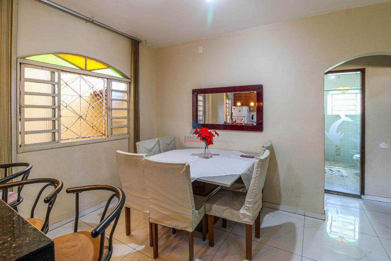 Casa à venda no Eldorado: 