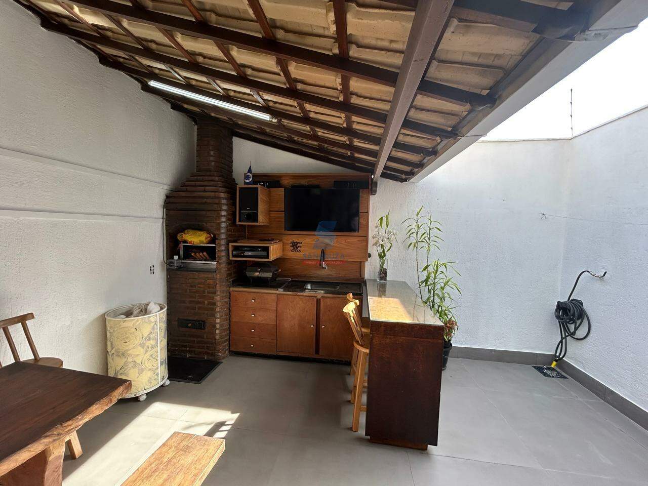 Casa Geminada à venda no Sapucaia II: 