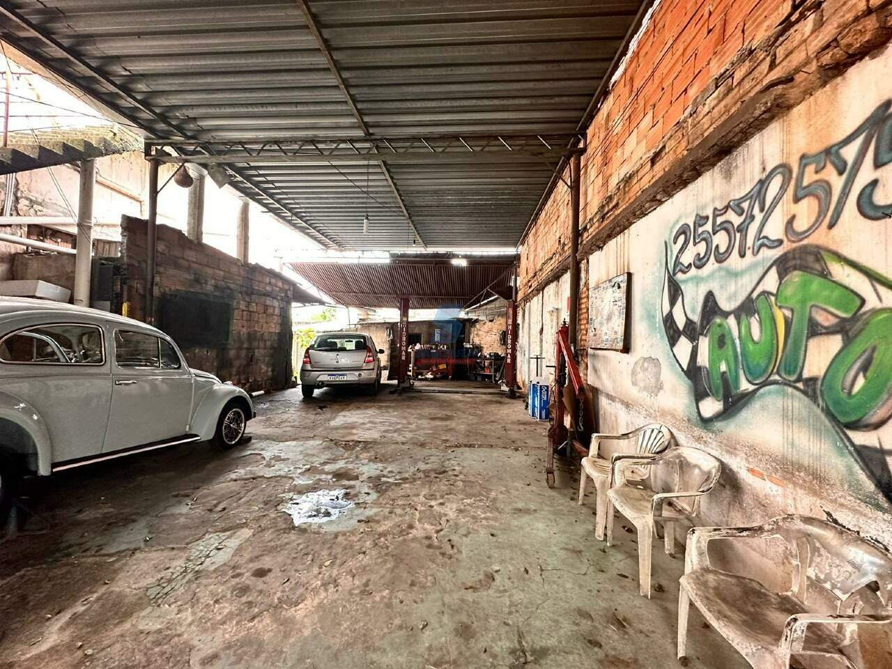Ponto comercial à venda no Jardim Industrial: 