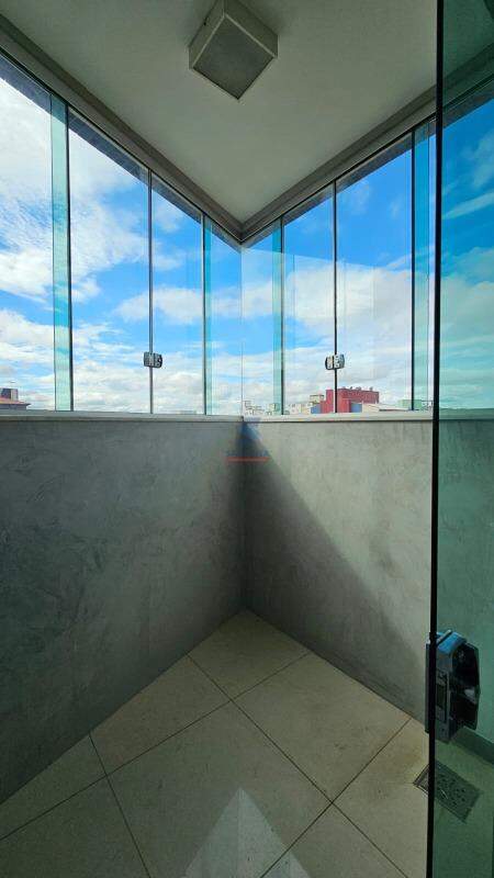 Cobertura à venda no Glória: 