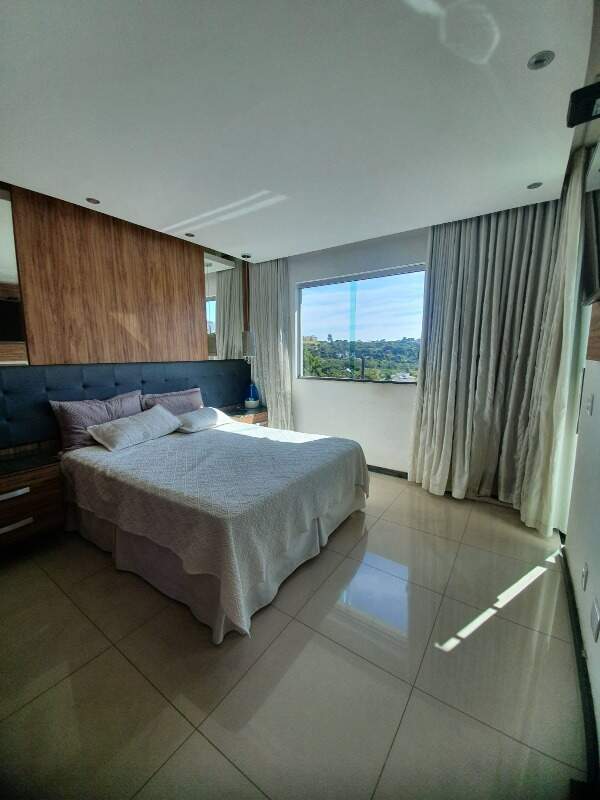 Casa Geminada à venda no São Gonçalo: 