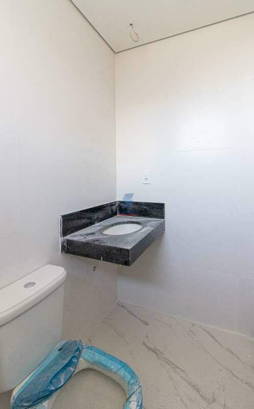 Cobertura à venda no Industrial Santa Rita: 