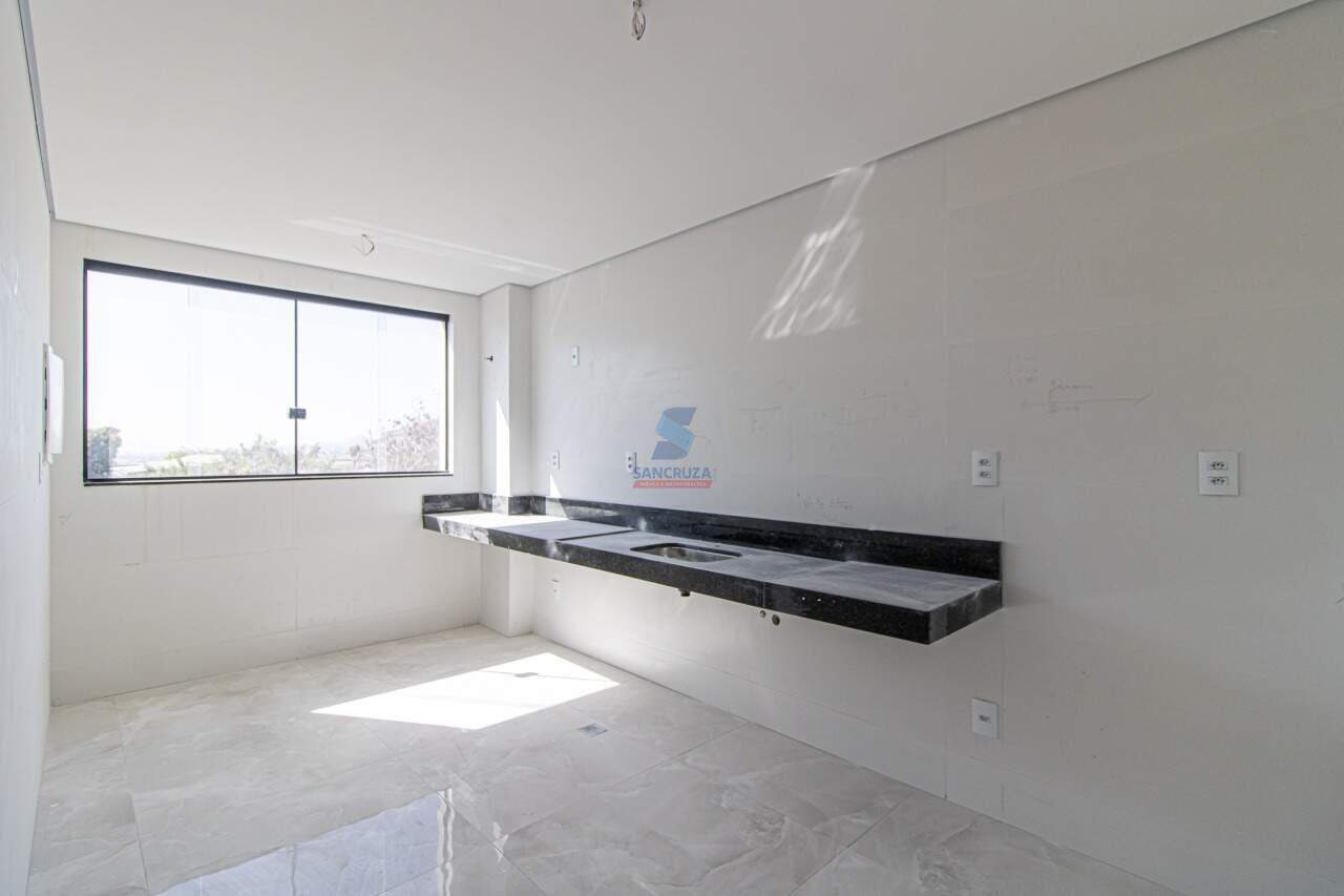 Cobertura à venda no Industrial Santa Rita: 