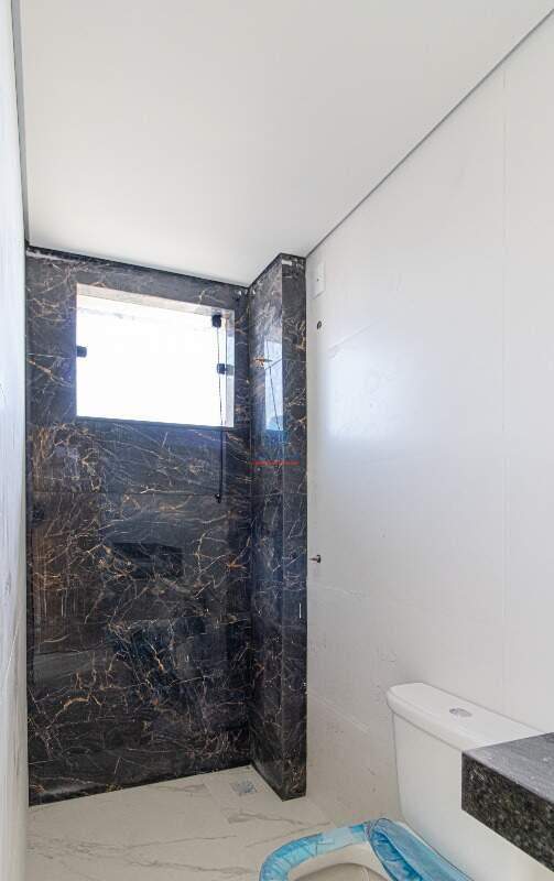 Cobertura à venda no Industrial Santa Rita: 