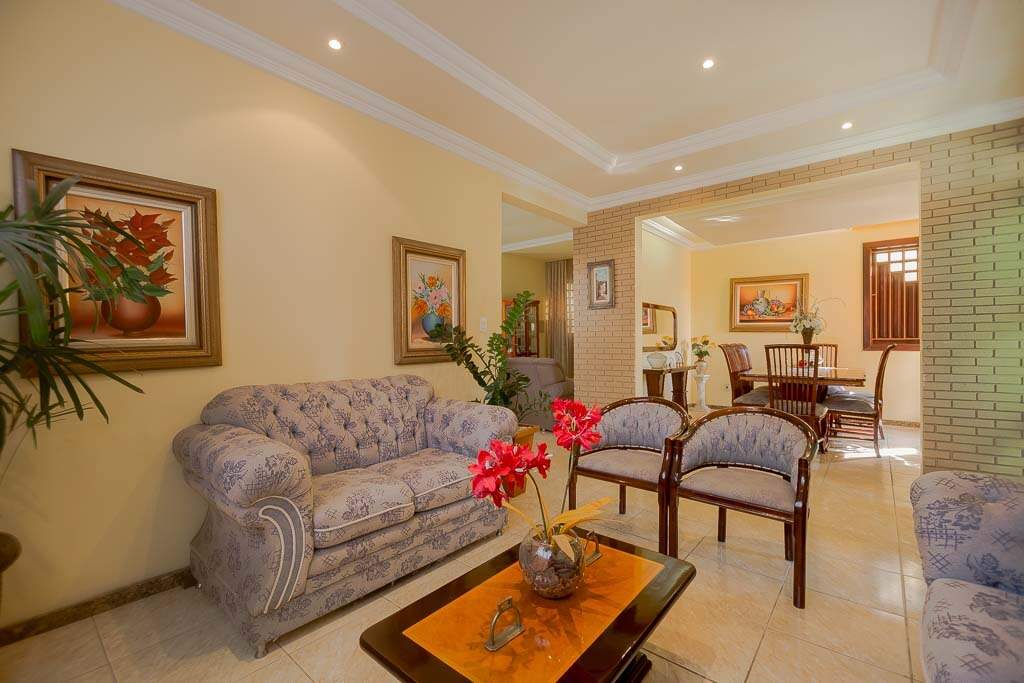 Casa à venda no Alvorada: 