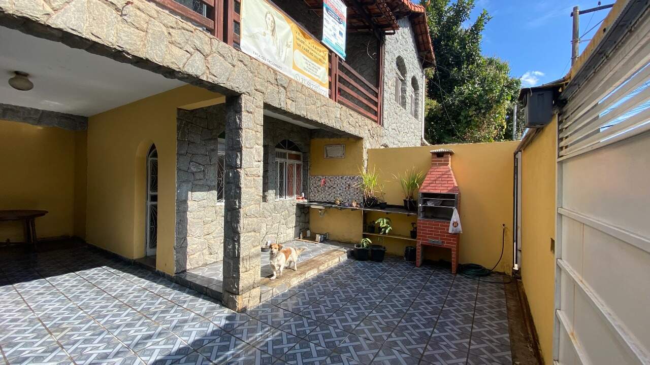 Casa à venda no Riacho das Pedras: CHURRASQUEIRA 