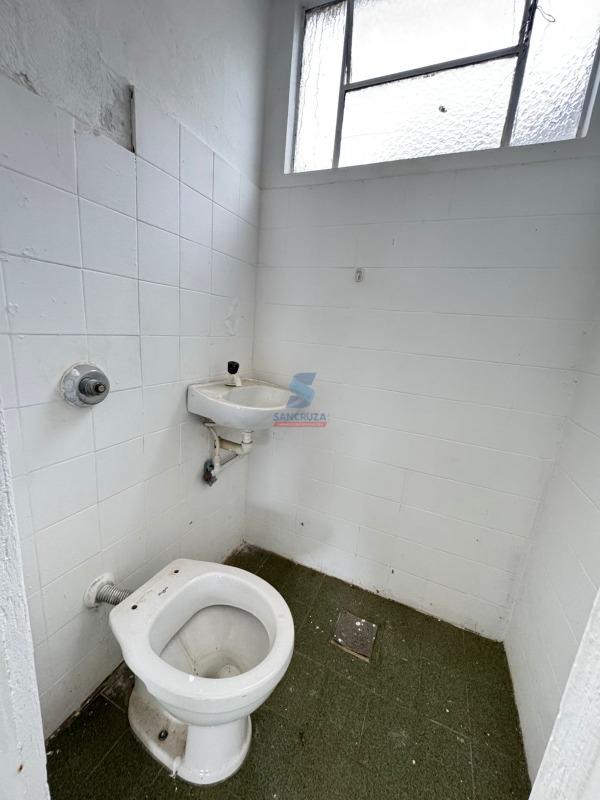 Loja para aluguel no Santa Cruz Industrial: 