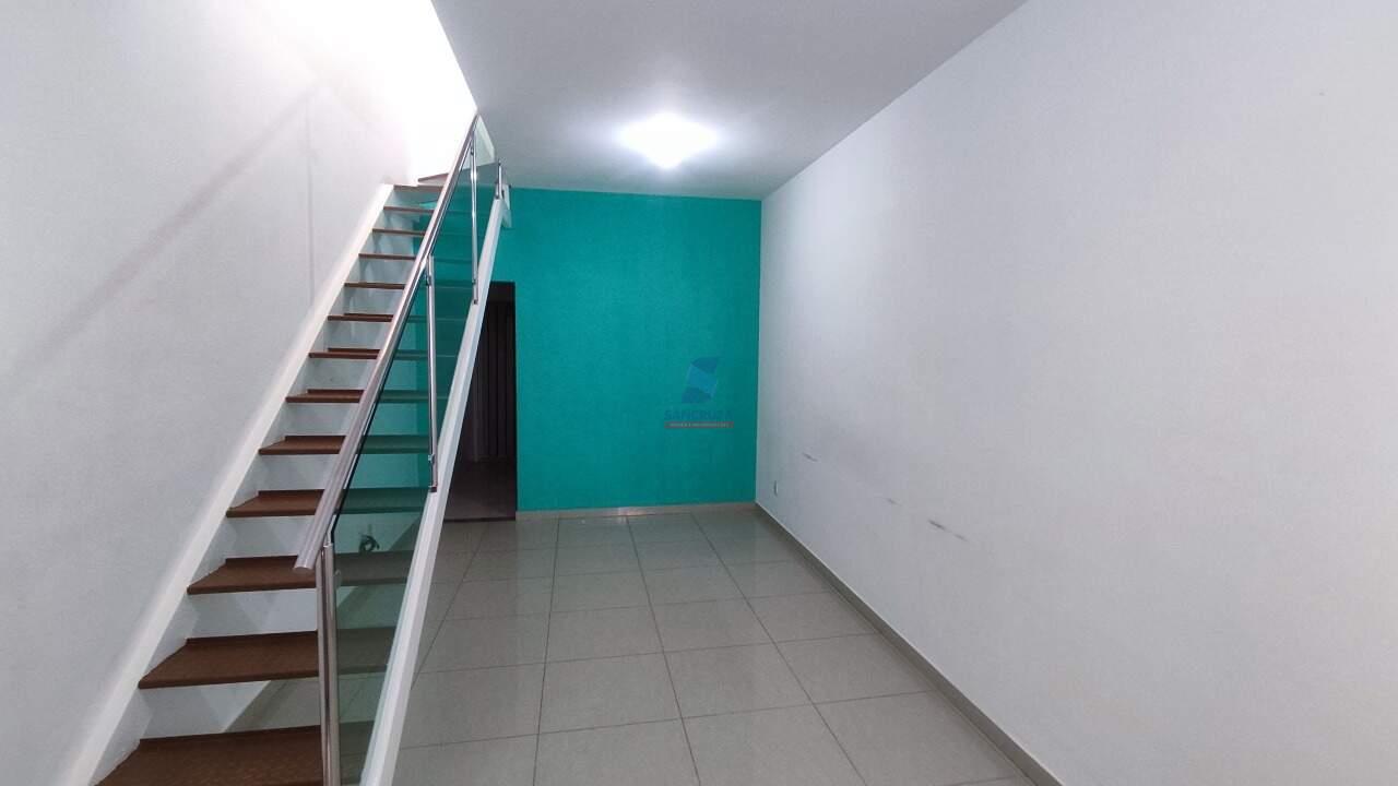 Casa Geminada à venda no Jardim Riacho das Pedras: 