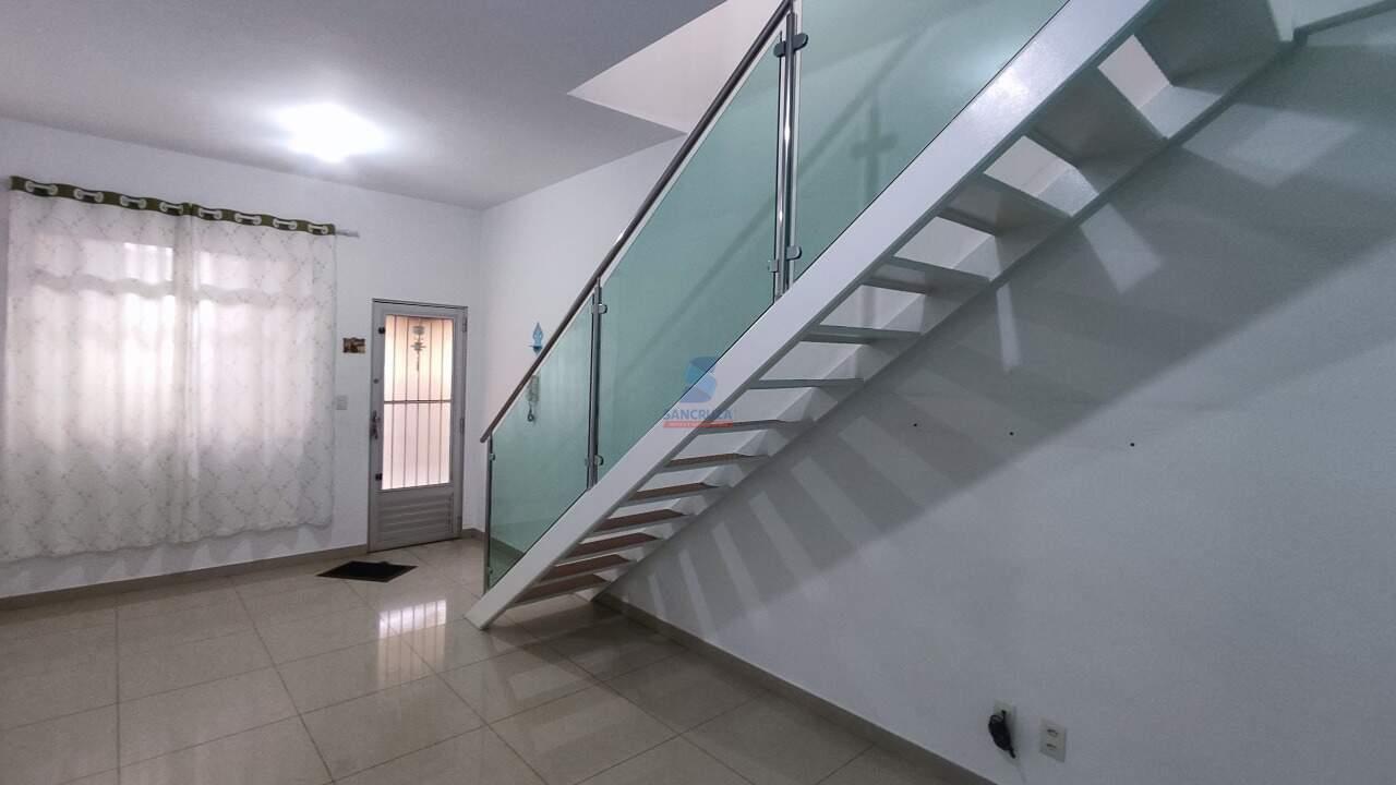Casa Geminada à venda no Jardim Riacho das Pedras: 