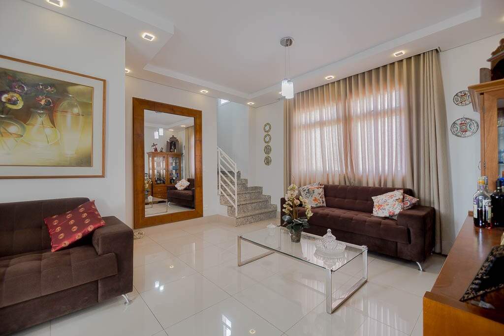 Cobertura à venda no Eldorado: 