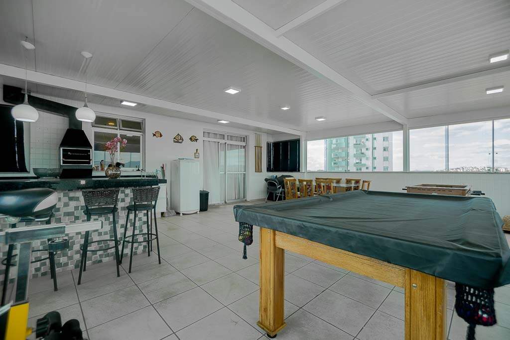 Cobertura à venda no Eldorado: 