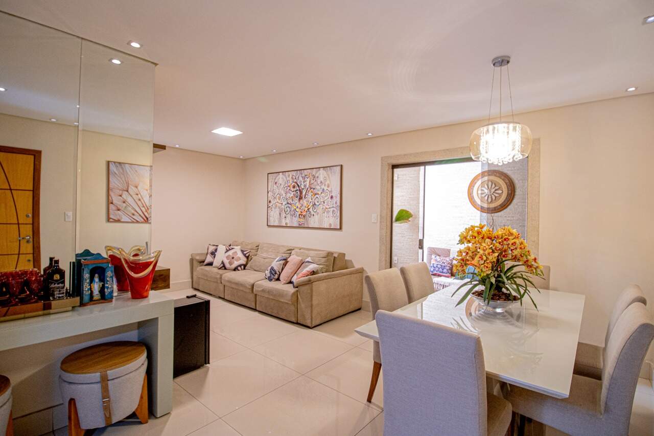 Área Privativa à venda no Inconfidentes: 