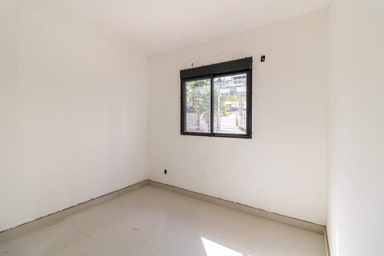 Apartamento à venda no Cabral: 