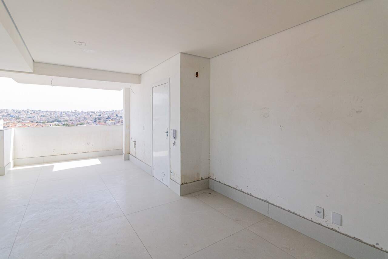 Cobertura à venda no Inconfidentes: 