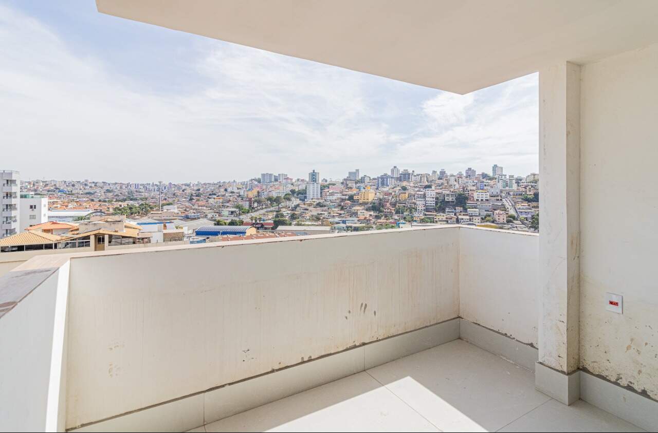 Cobertura à venda no Inconfidentes: 