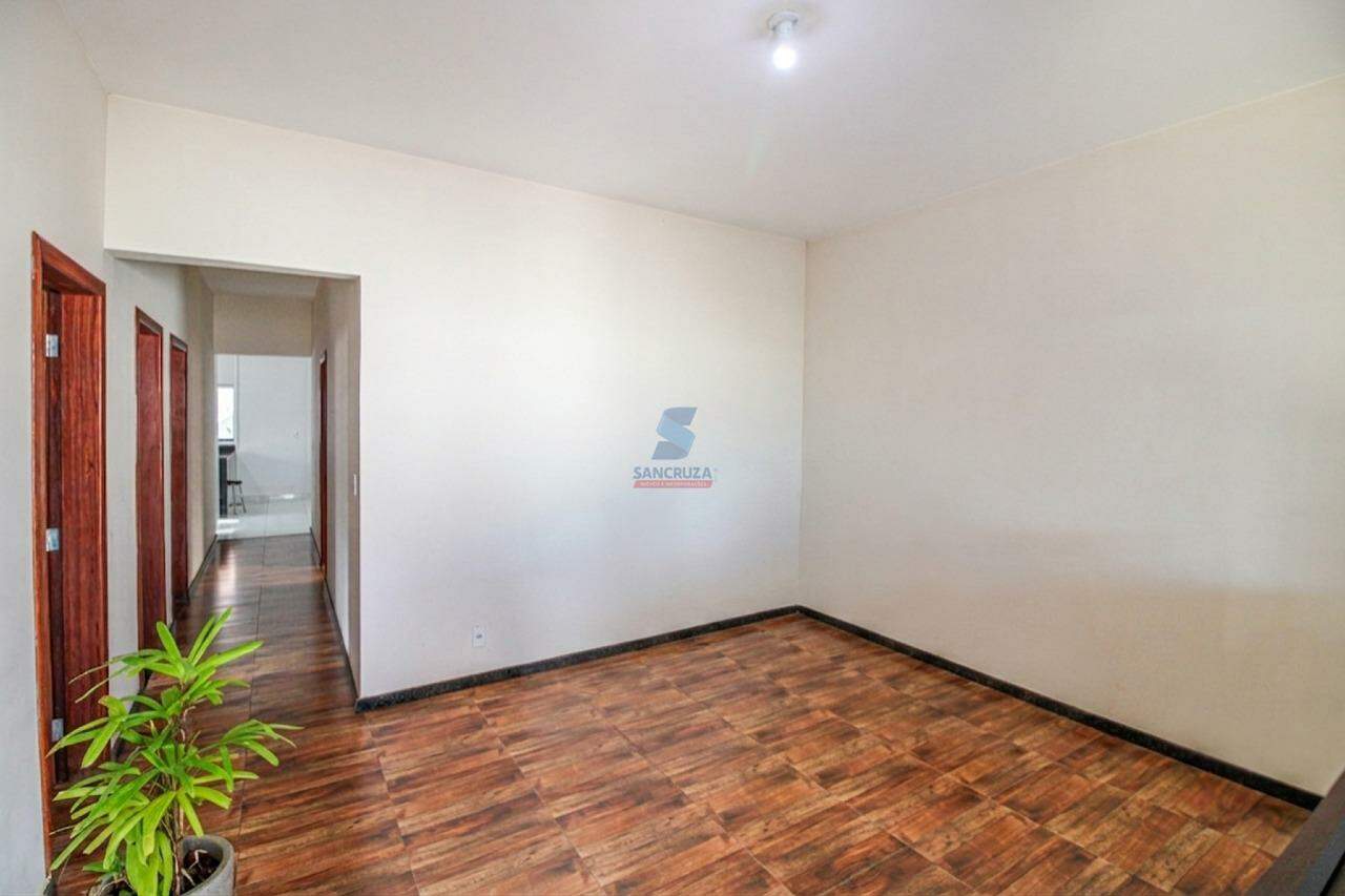 Casa de condomínio à venda no Tropical: 