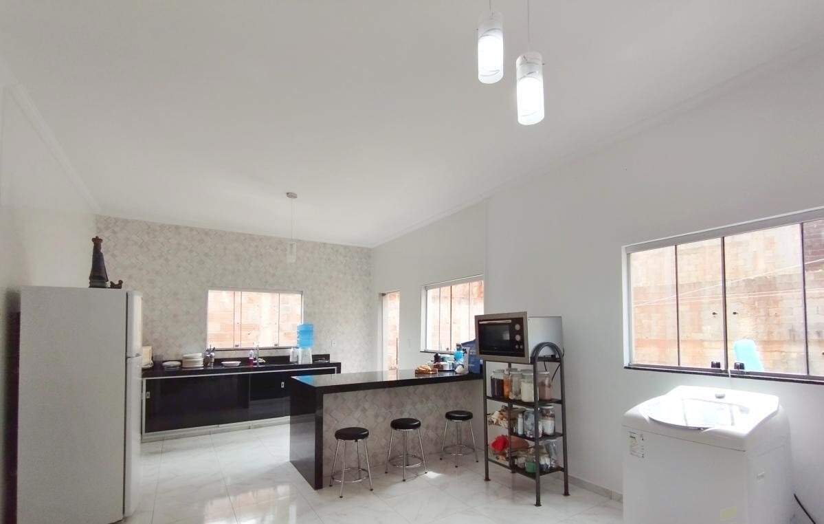 Casa de condomínio à venda no Tropical: 