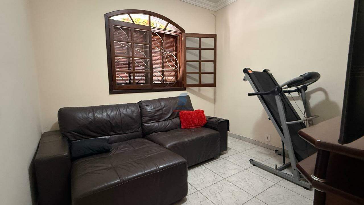 Casa à venda no Alvorada: 